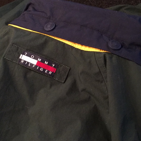 90s Tommy Hilfiger Logo Jacket 🔥Rare🔥price firm - Picture 4 of 8
